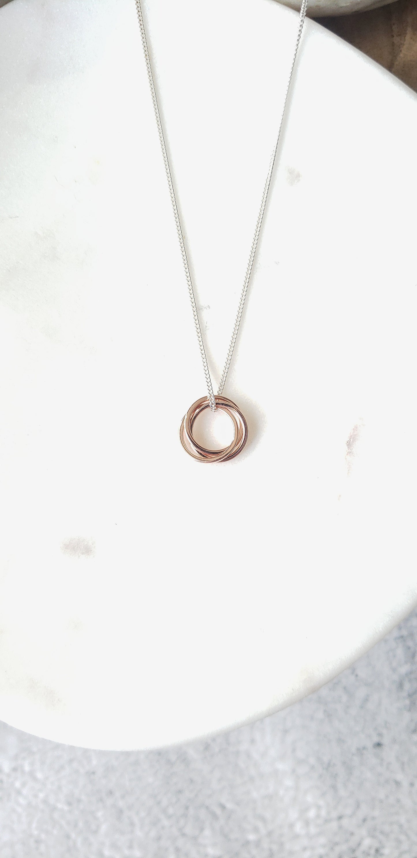 Rose gold plated "connected circles" necklace~ sterling silver