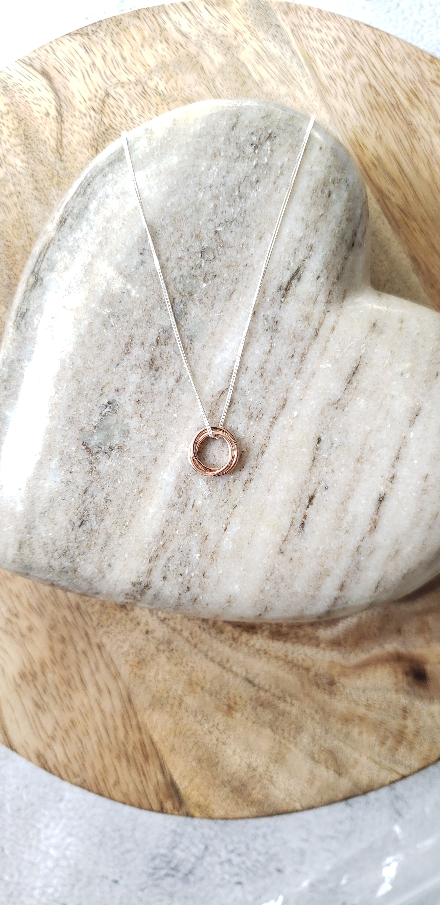 Rose gold plated "connected circles" necklace~ sterling silver