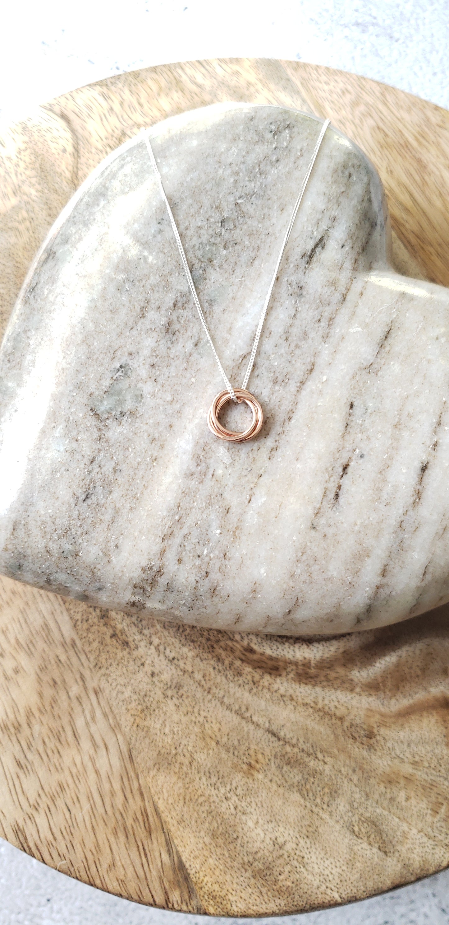 Rose gold plated "connected circles" necklace~ sterling silver