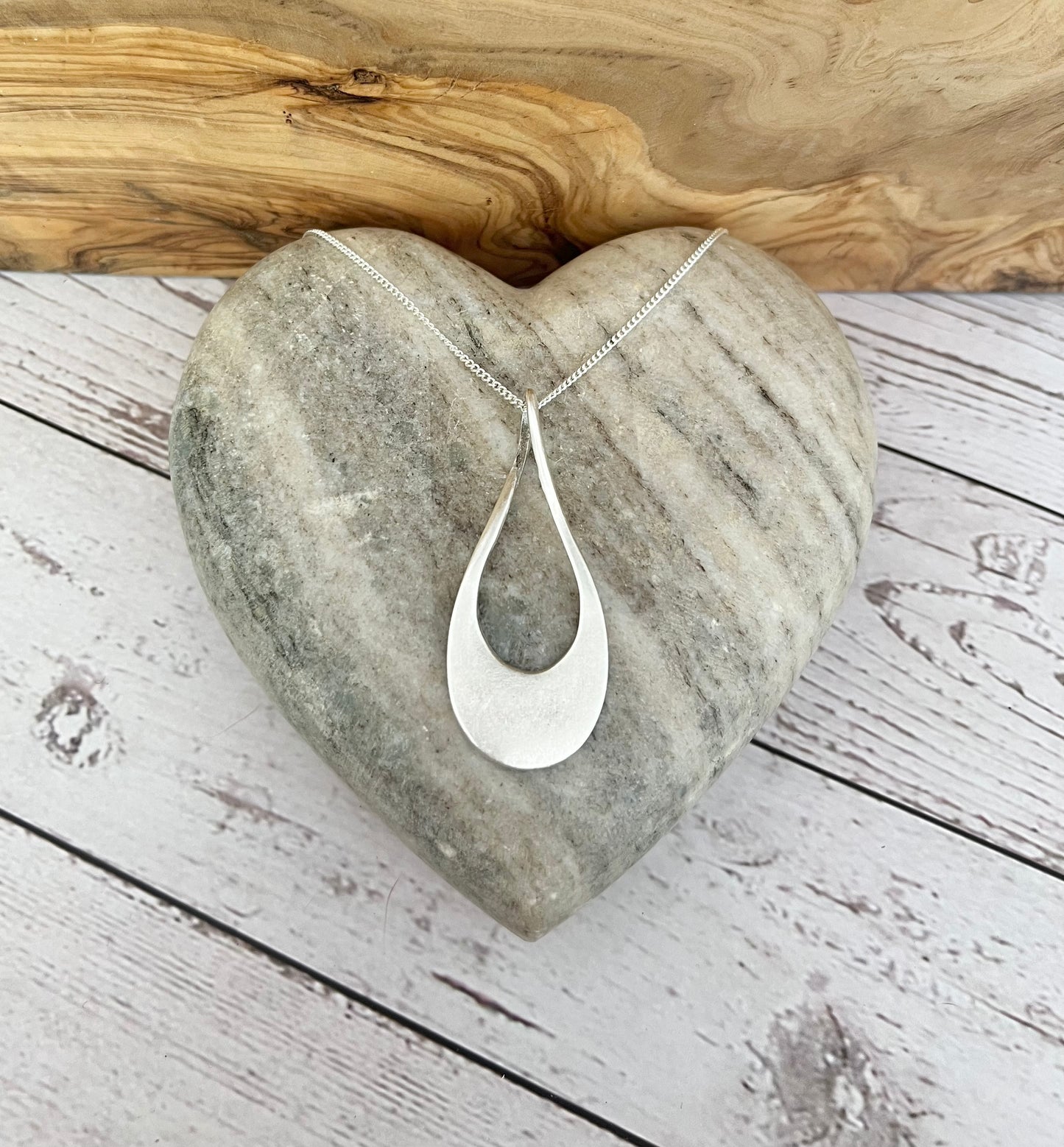 Statement pendant necklace