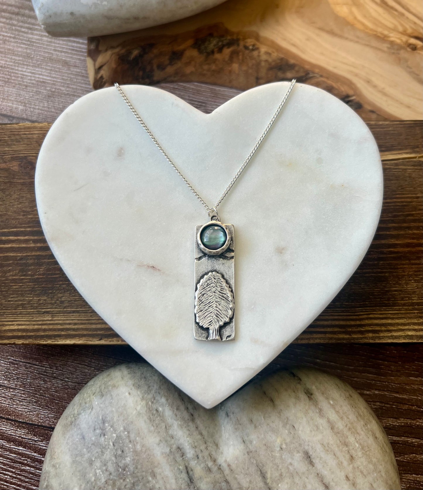 Aurora borealis necklace~ Mountain tree 2