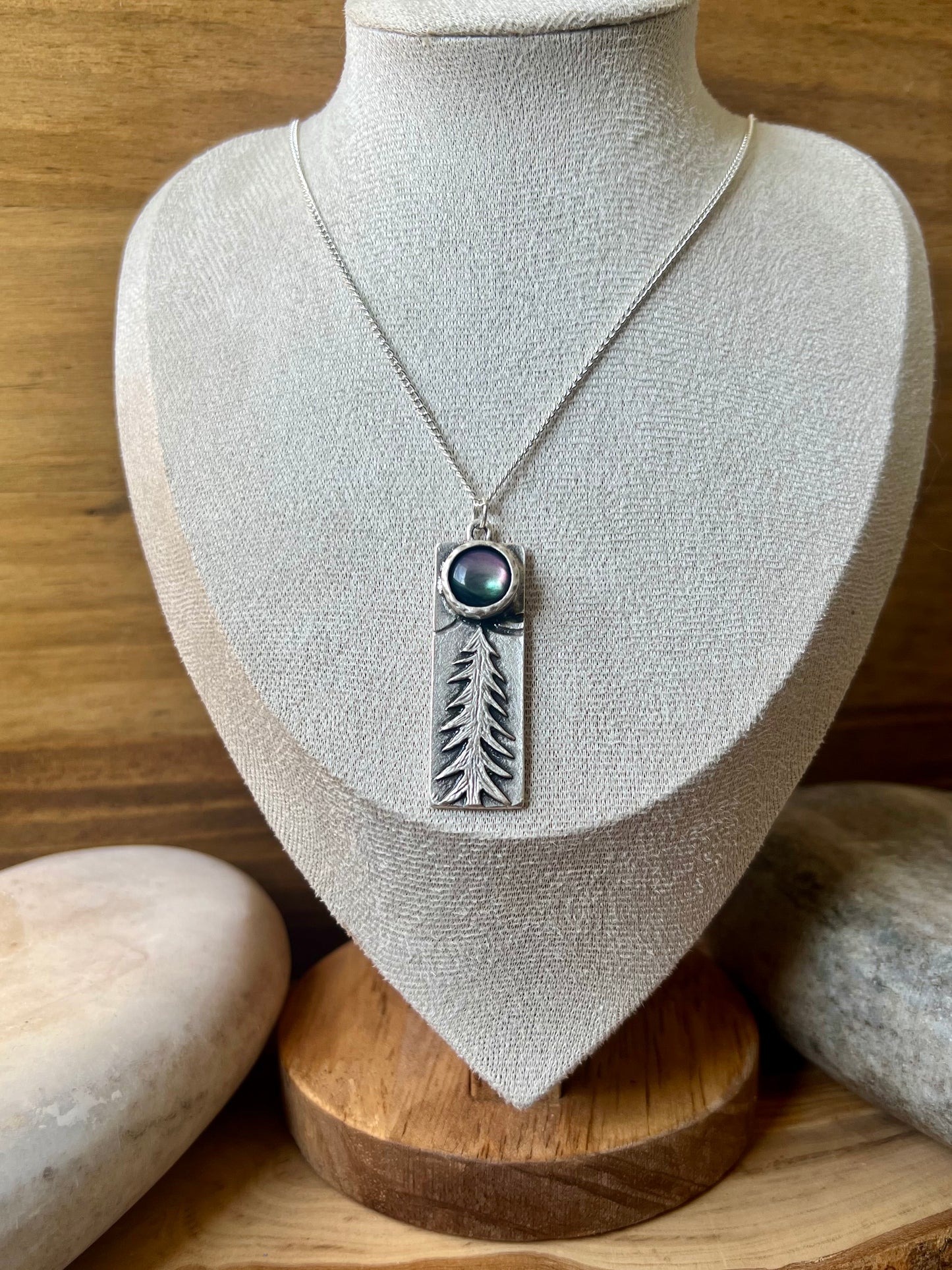 Aurora Borealis necklace~ Pine tree