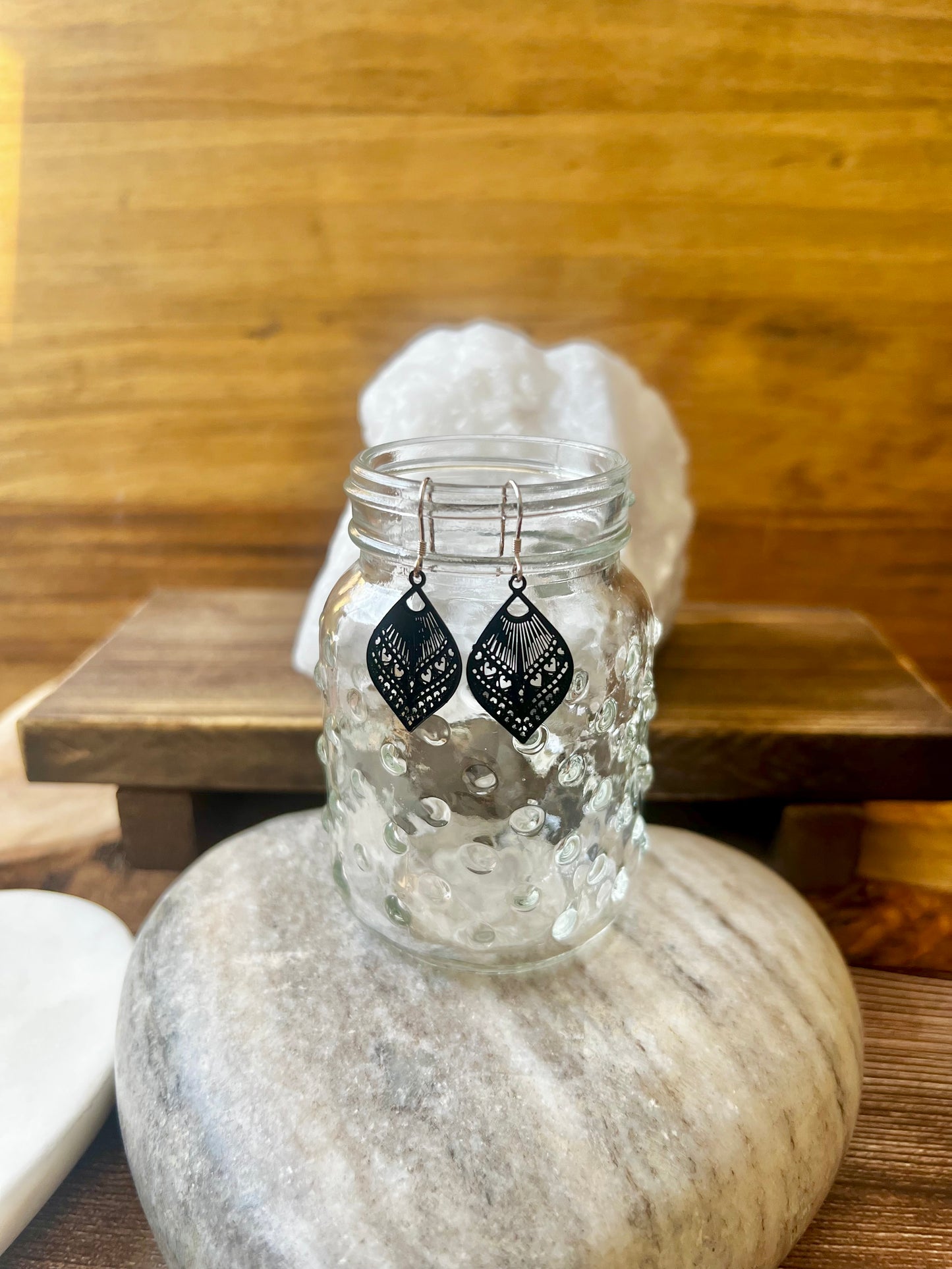 Lightweight filigree earrings