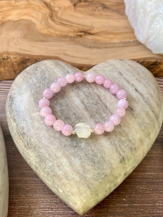 Kunzite and quartz bracelet