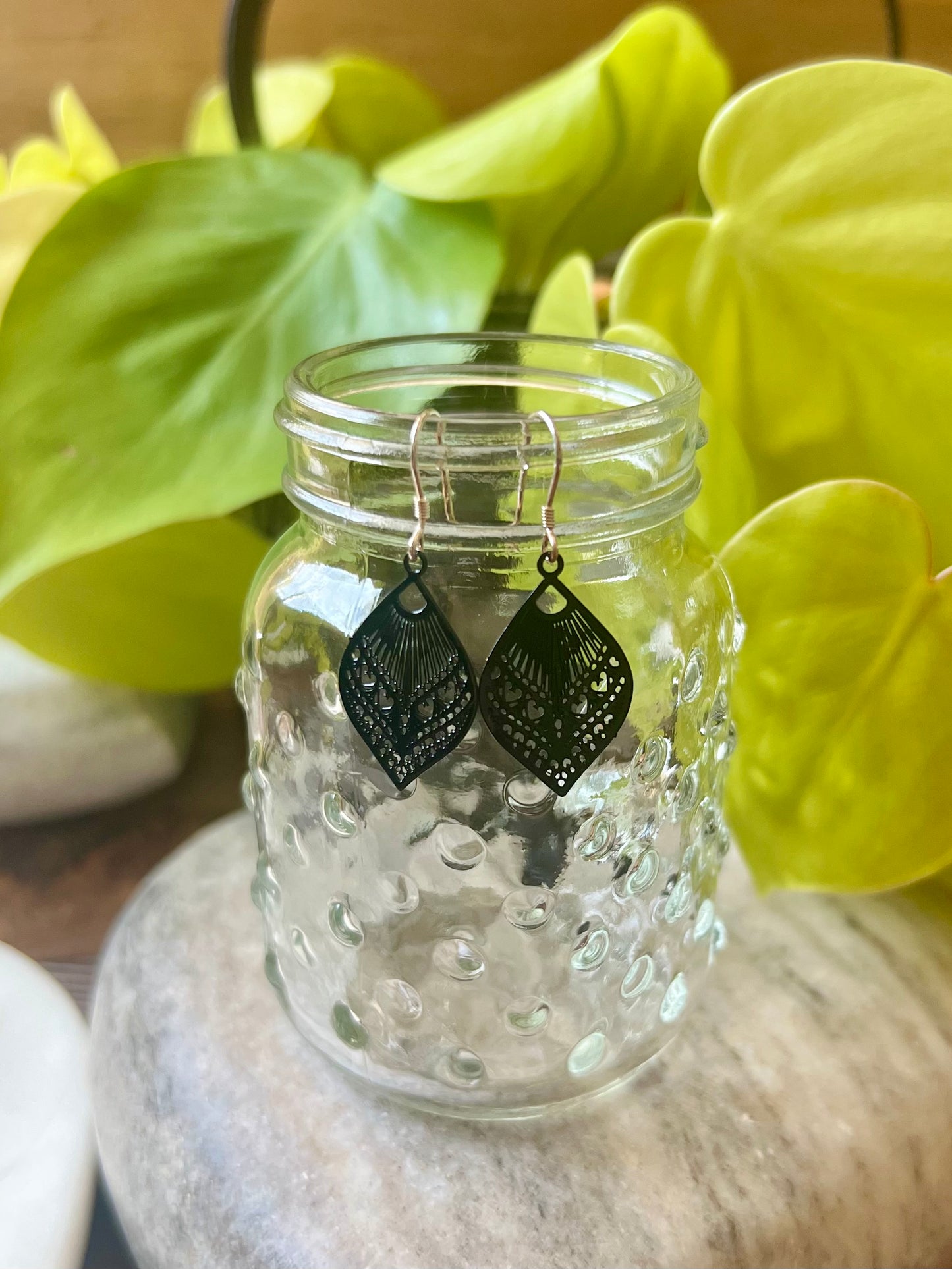 Lightweight filigree earrings