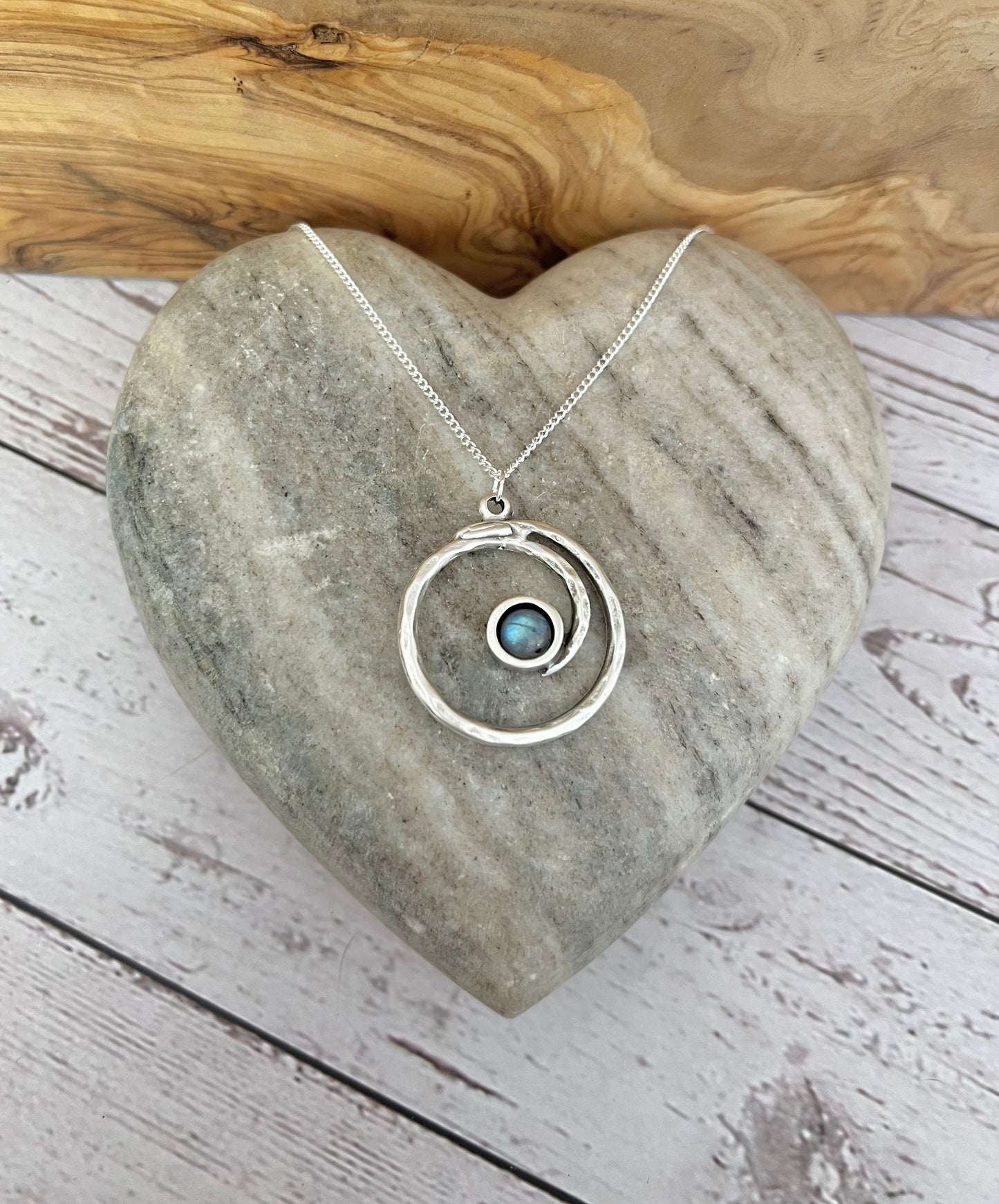 Spiral necklace with moonstone