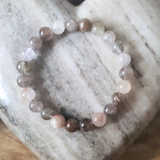 Rutilated quartz gemstone bracelet