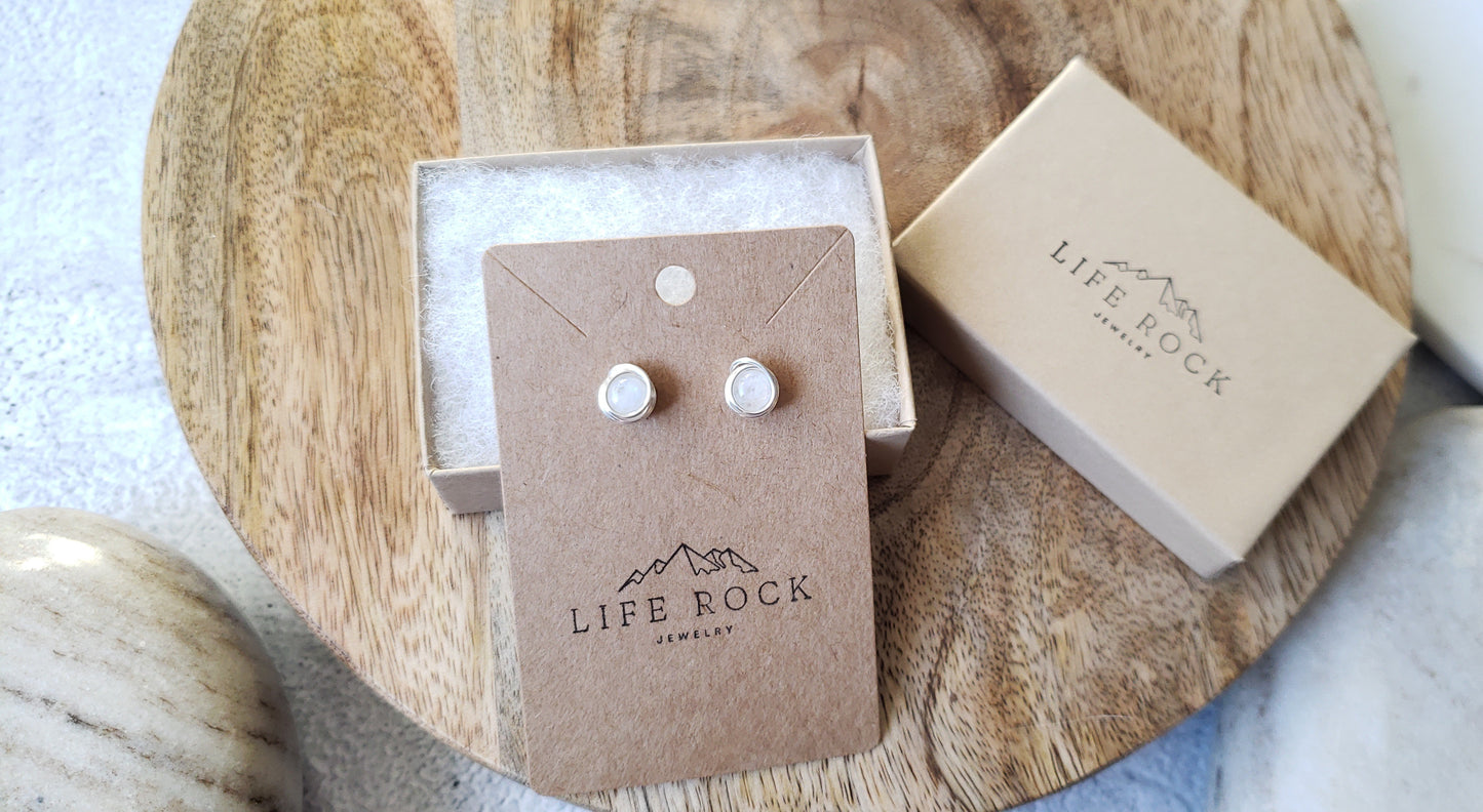 Stud earrings~ Moonstone